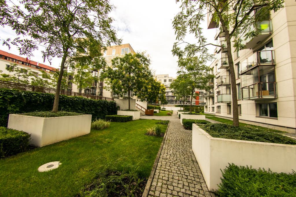 Apartment Korunni Dvur Praga Exterior foto