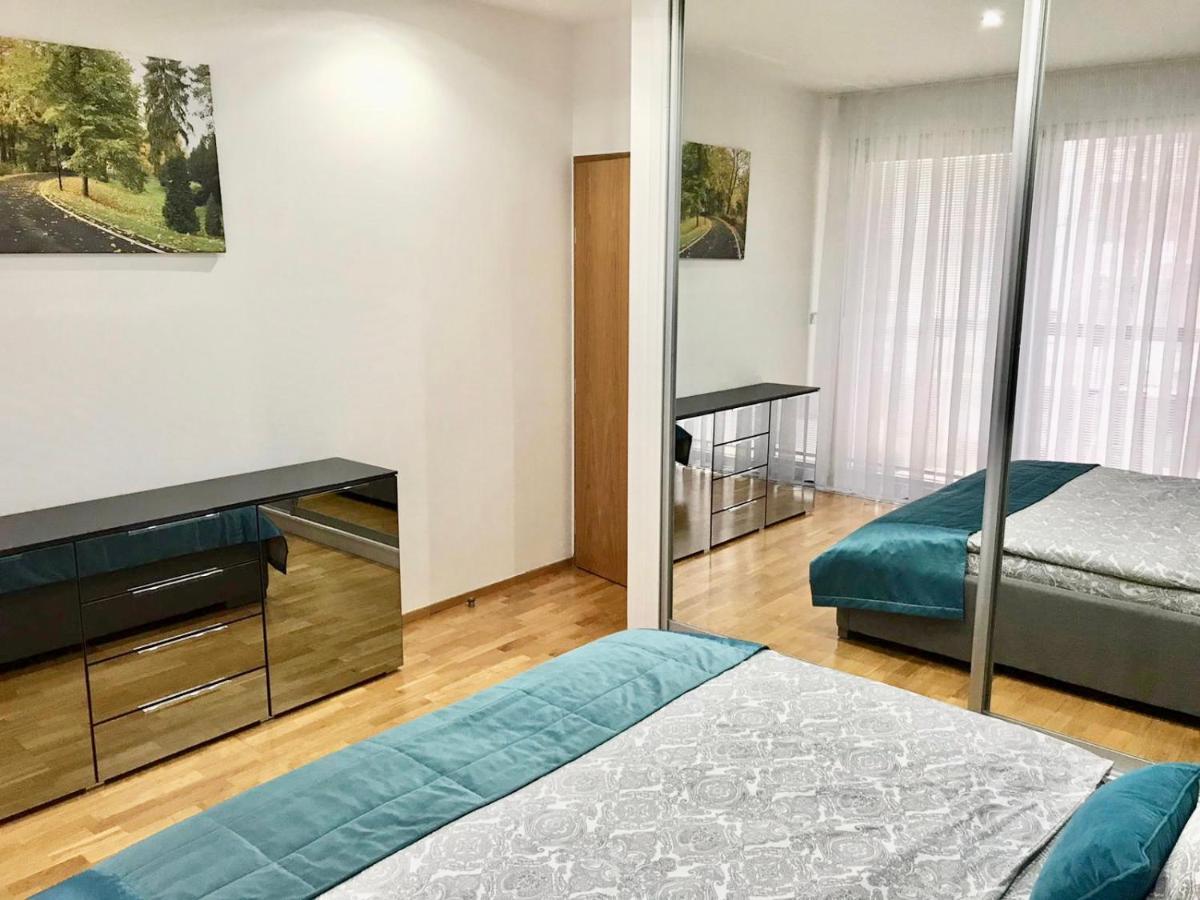 Apartment Korunni Dvur Praga Exterior foto